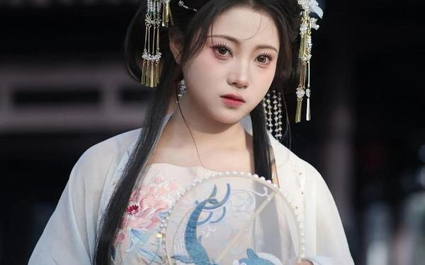 古代三片穿汉服的 古代人为什么要穿汉服